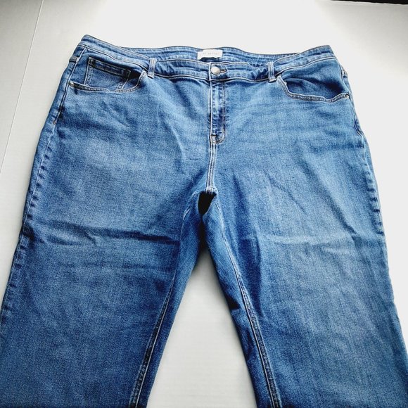 Lane Bryant Womens High Rise Straight Crop Jeans Size 26 Medium Wash Raw Hems - Picture 2 of 9